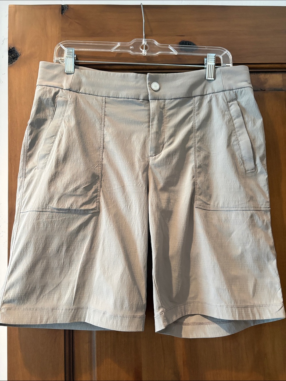 Athleta Light Beige Utility Bermuda Shorts